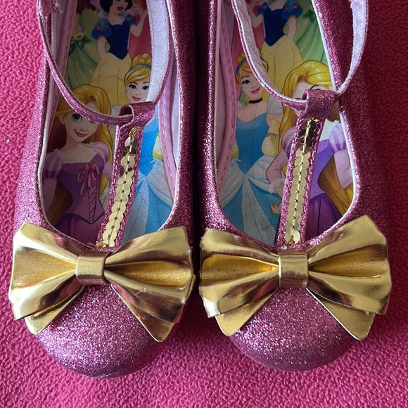 Disney princess shoes size 13 - Picture 3 of 6